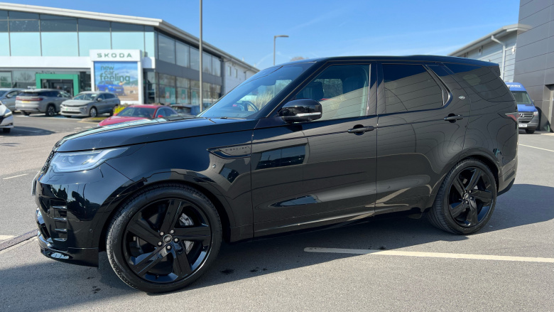 Land Rover Discovery 3.0 D300 Dynamic HSE 5dr Auto Diesel Station Wagon